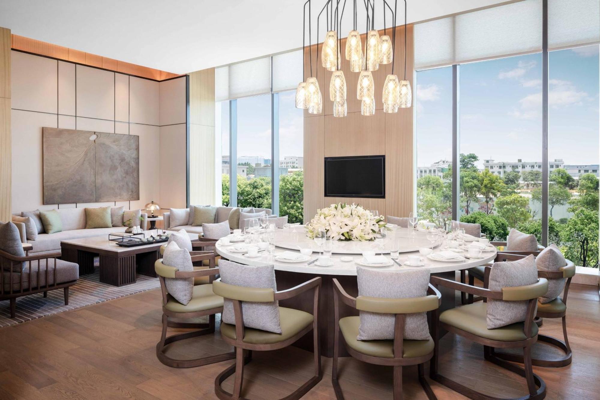 Courtyard By Marriott Shenzhen Bao'An Hotel Bagian luar foto