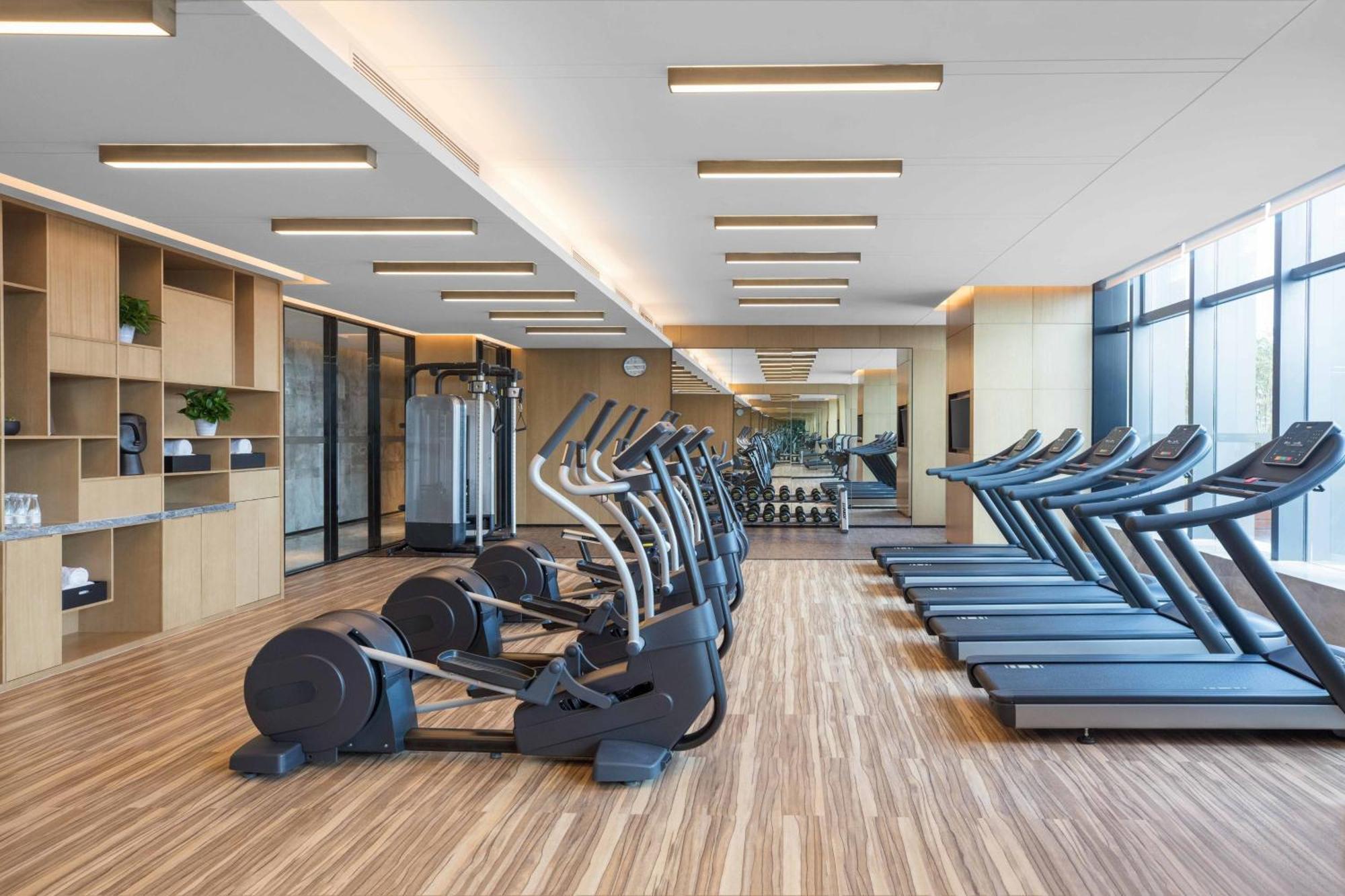 Courtyard By Marriott Shenzhen Bao'An Hotel Bagian luar foto